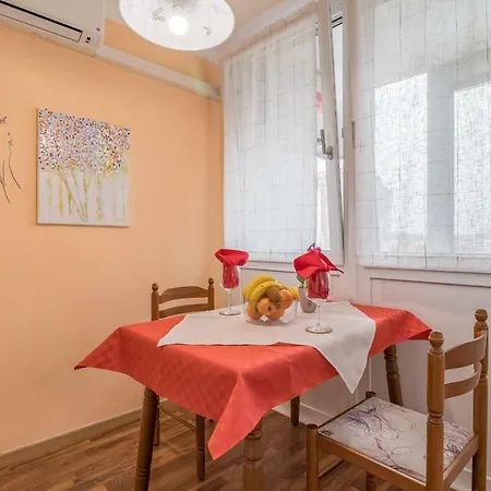 Cosy Apartment Zupanic Pula Exterior photo